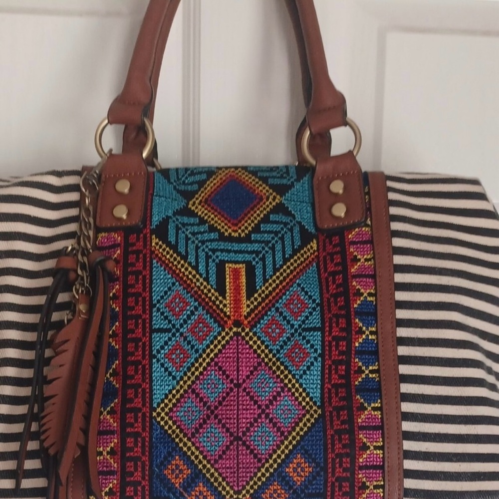 MMS Design Studio Vibrant Geometric Tote